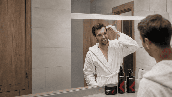 Haarsystem für Männer reinigen